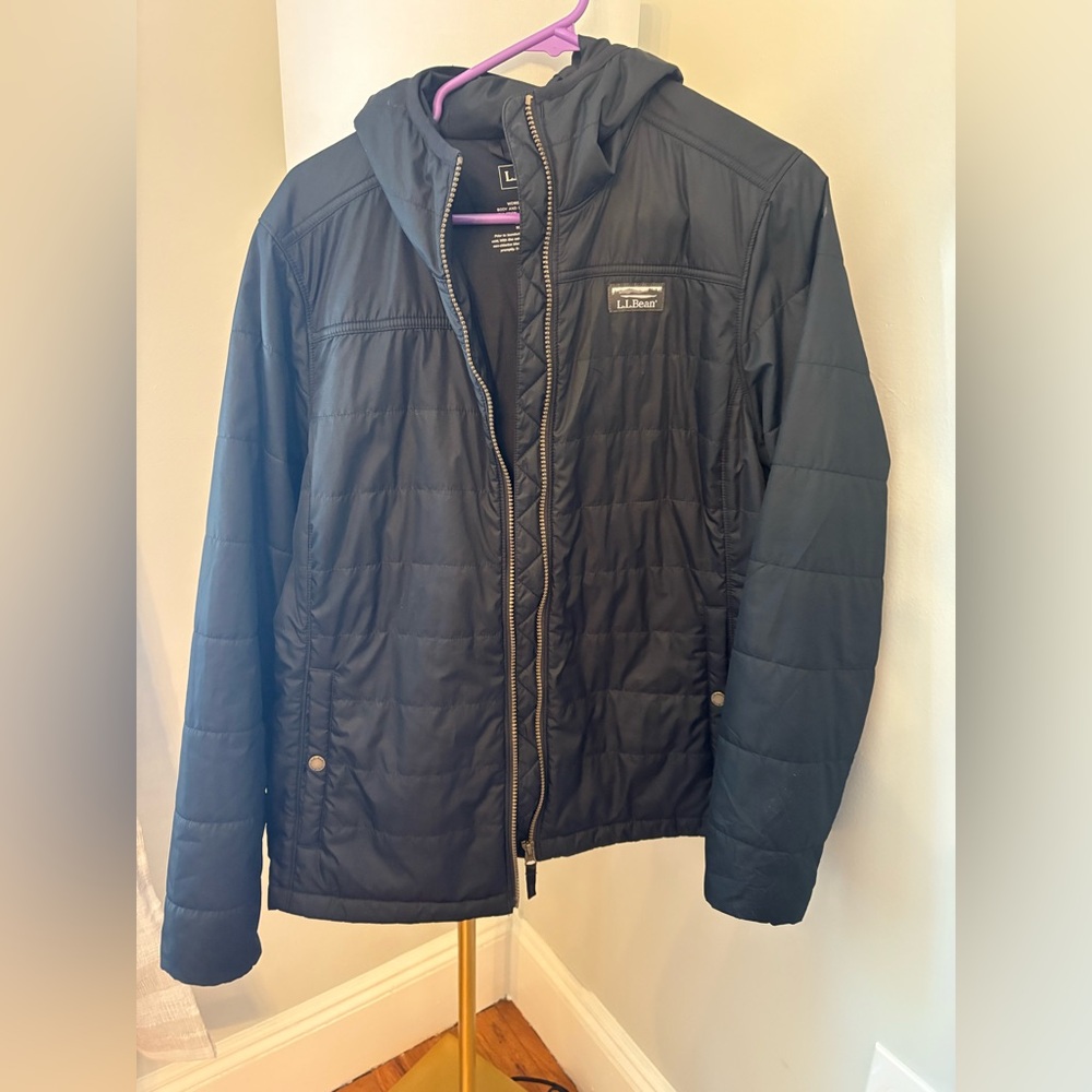L.L. Bean Women’s Mountain Classic Puffer Hooded Jacket